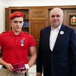 Сергей Цивилев встретился с активистами движения «Юнармия»