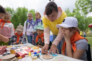 27 летних детских площадок начали работу в Междуреченске