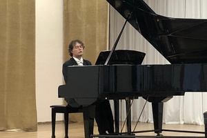 Один из лучших пианистов Сибири Александр Мальцев выступил  в Междуреченске