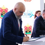 Сергей Цивилев закрепил на ВЭФ договоренности о создании транспортно-логистического центра в КуZбассе