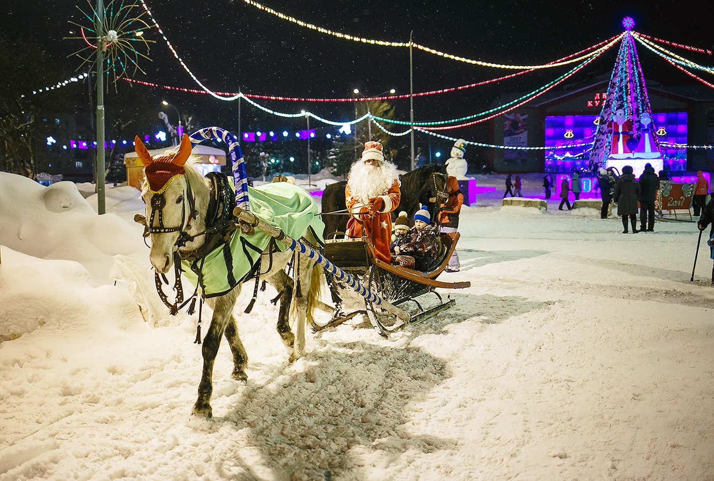 Программа празднования Нового года | 17.12.2021 | Междуреченск - БезФормата