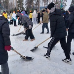 В Кузбассе в День добровольца проходят праздничные акции и мероприятия