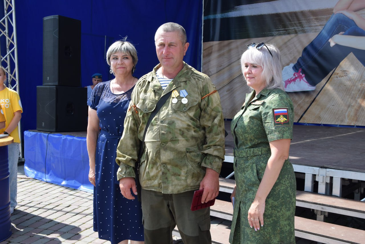 В честь Дня ВДВ в КуZбассе проведен легкоатлетический пробег «Марш-бросок —  Своих не бросаем» | 02.08.2023 | Междуреченский - БезФормата