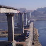 В КуZбассе начат четвертый этап надвижки пролетов моста через реку Томь