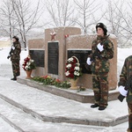 Подвиг 6-й роты: Владимир Чернов почтил память псковских десантников