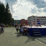 На площади Весенняя в товарищеских матчах сошлись соперники из Хакасии и Междуреченска